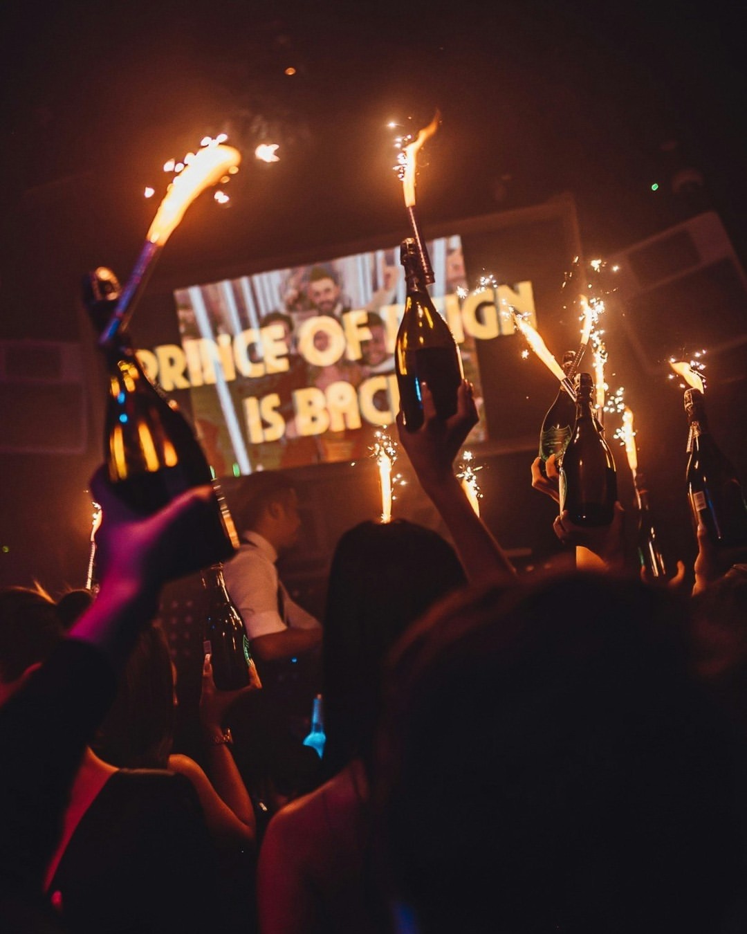 Reign London table during a bottle show.