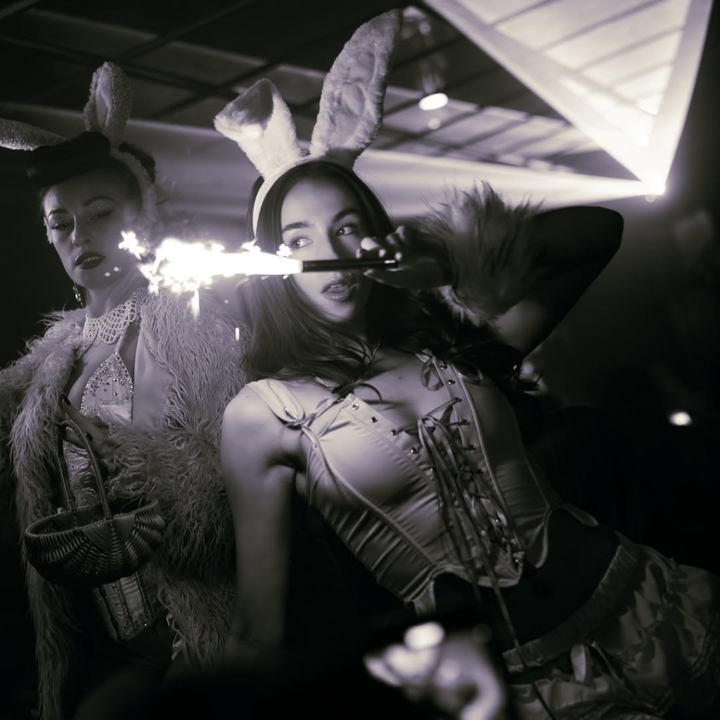 Dear Darling guestlist clients dancing on Dear Darling club's dance floor.