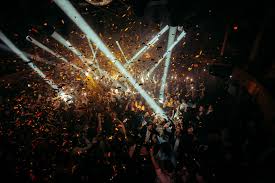 Lio Club dance floor packed with Lio Club Mayfair guestlist clients and tables.